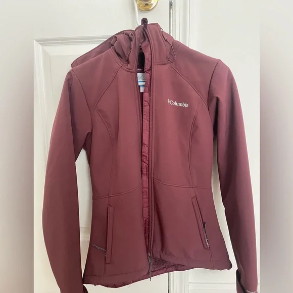 Columbia Women's Omni-Heat™ Hooded Jacket. NEW without Tags. - Picture 2 of 4